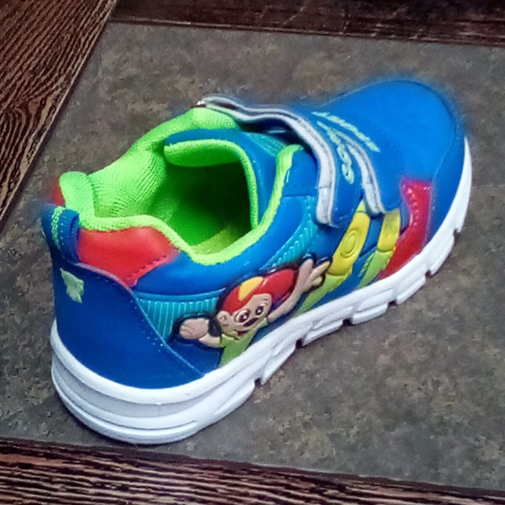 Kid’s shoes